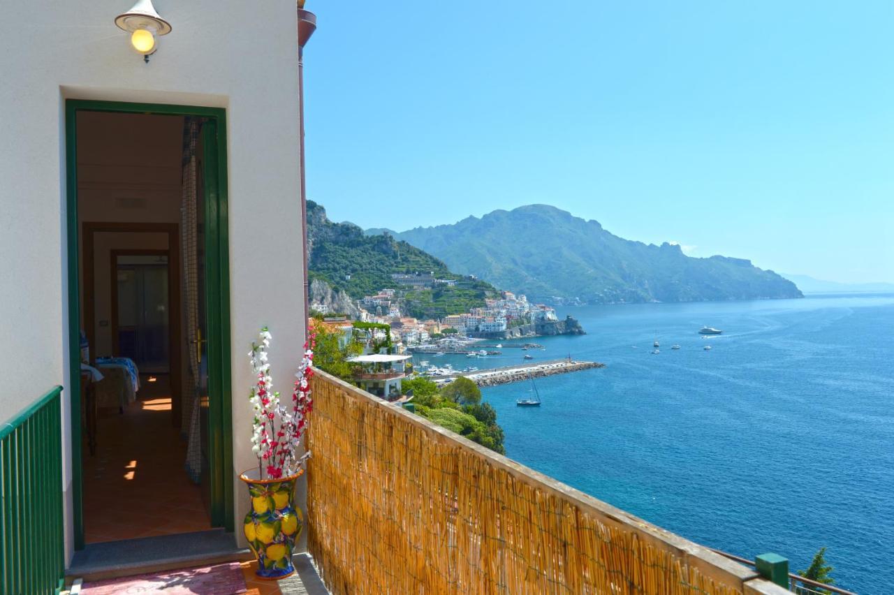 Villa Rosinella Amalfi Exteriör bild