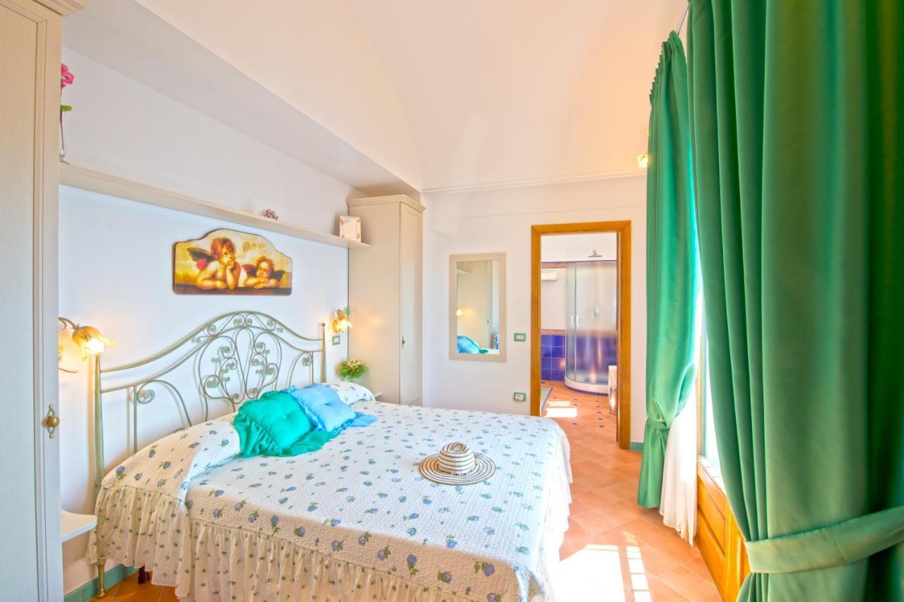 Villa Rosinella Amalfi Exteriör bild