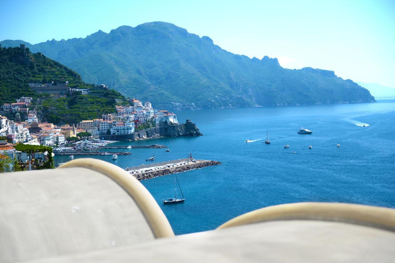 Villa Rosinella Amalfi Exteriör bild